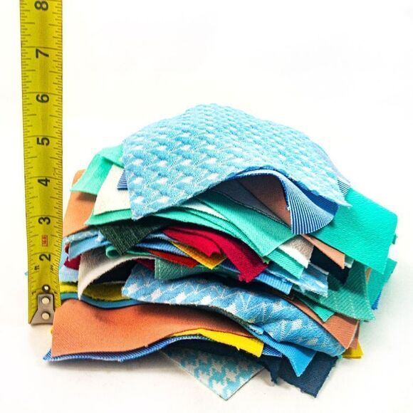 1970’s VTG Fabric Quilt Pieces & Handmade Doll - Picture 4 of 12